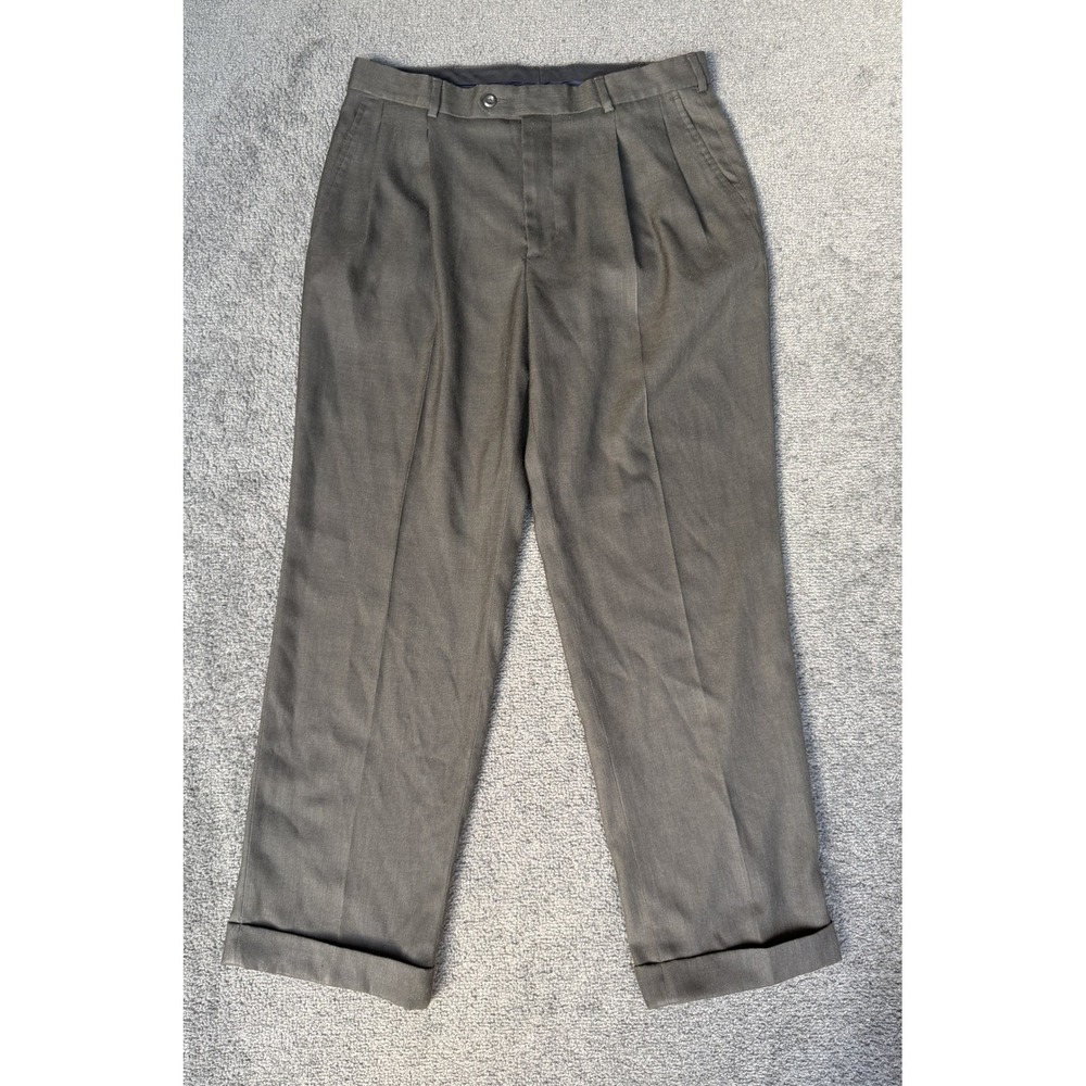 Stafford Essentials Mens 34x30 Gray Pleated Cuffed Classic Fit Dress Pants